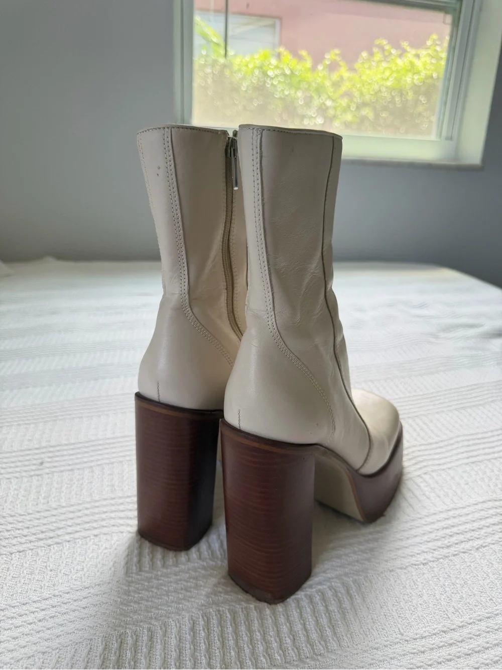 Steve Madden Cream Leather Platform Block Heel Ankle Boots